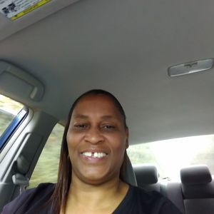 Meet your Posher, Connie